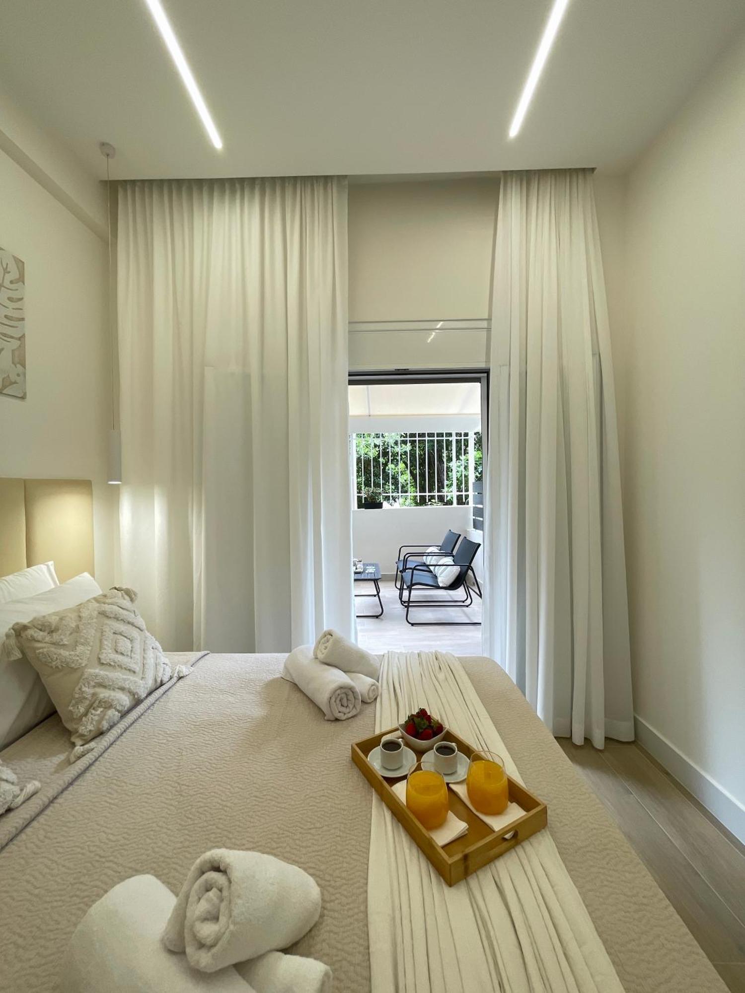 Aurora Apartment , In The Heart Of Athènes Extérieur photo
